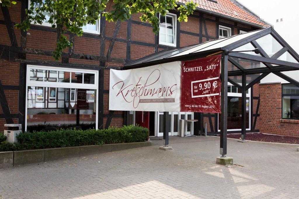 Kretschmanns Hotel Sehnde Esterno foto